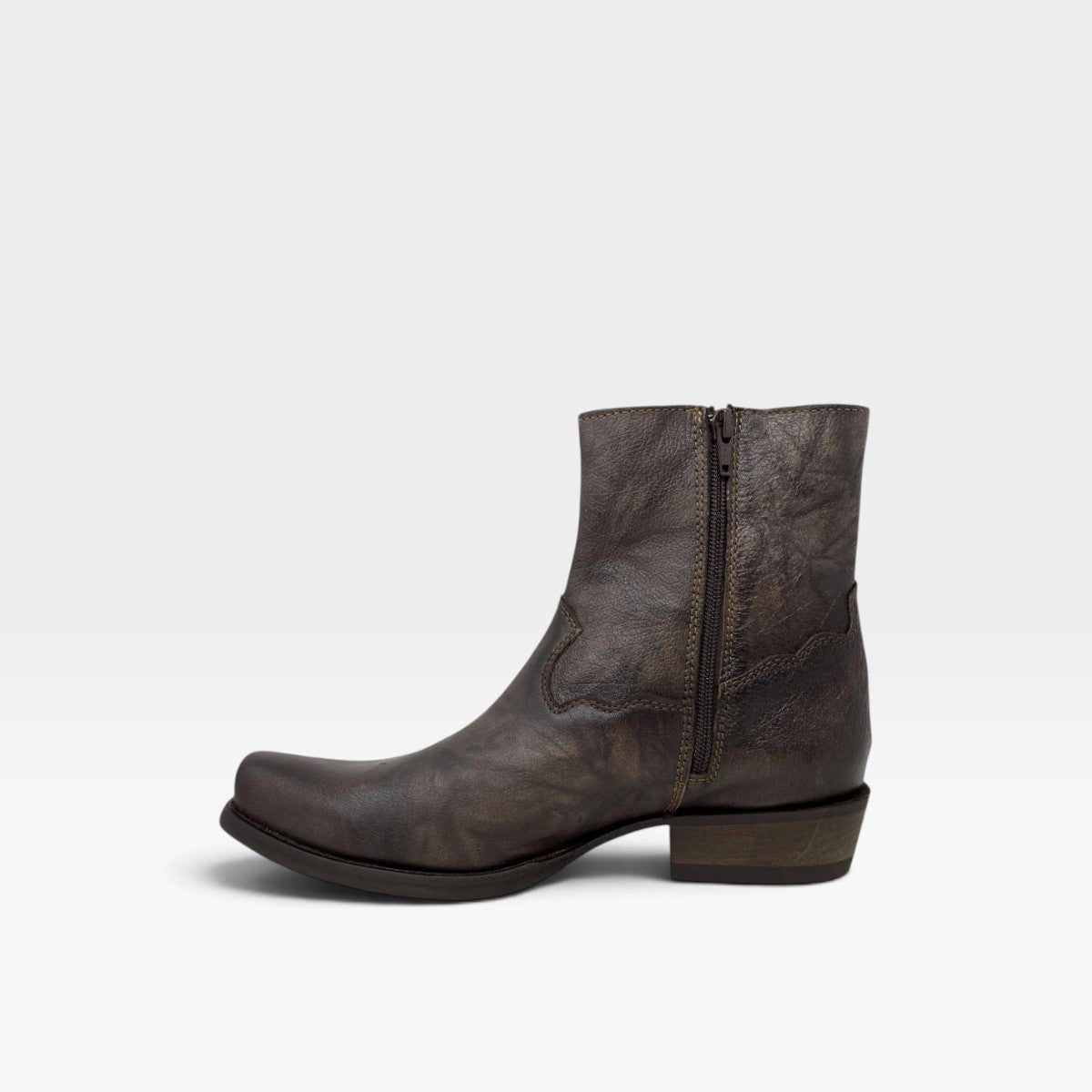 Bota Clint