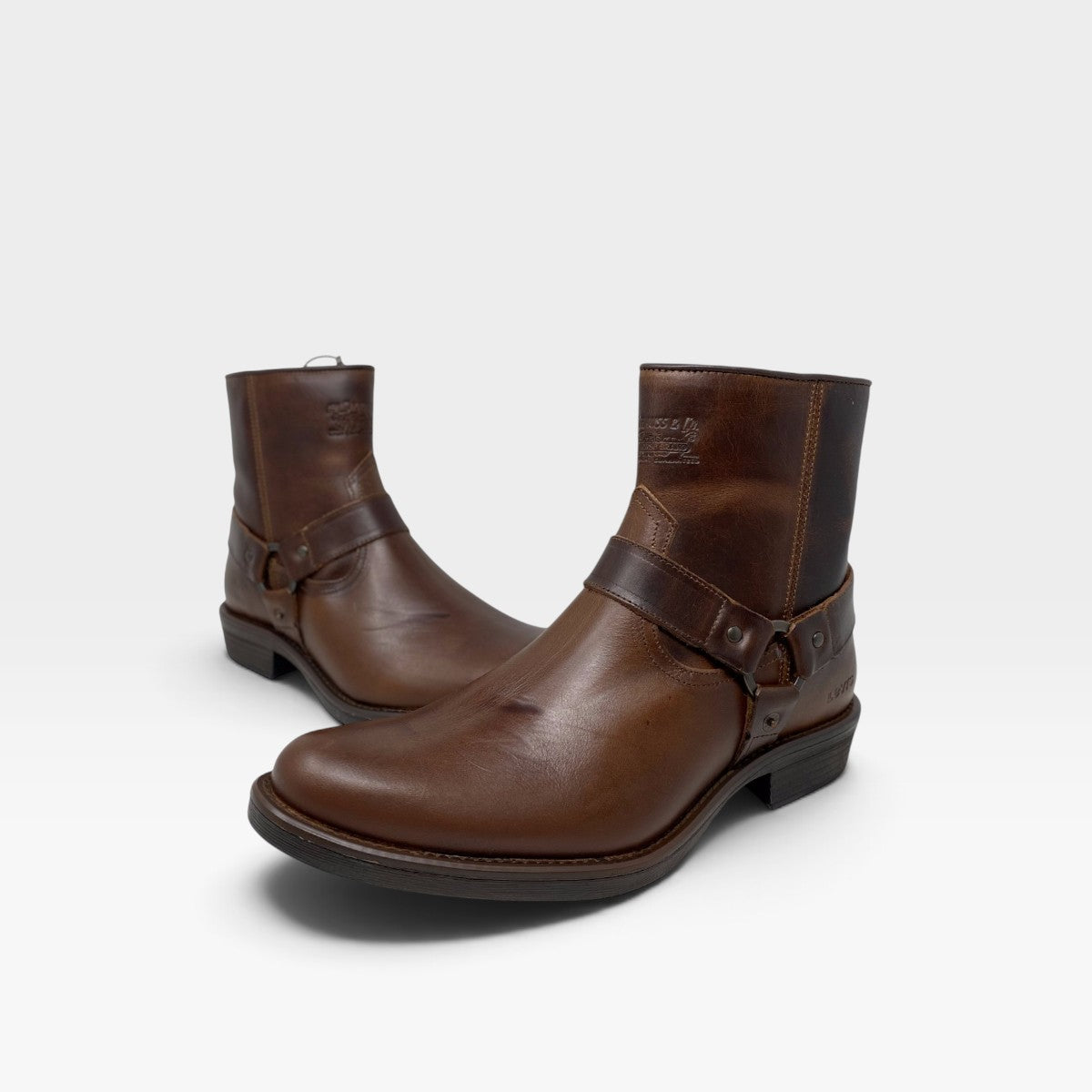 Bota Kolt