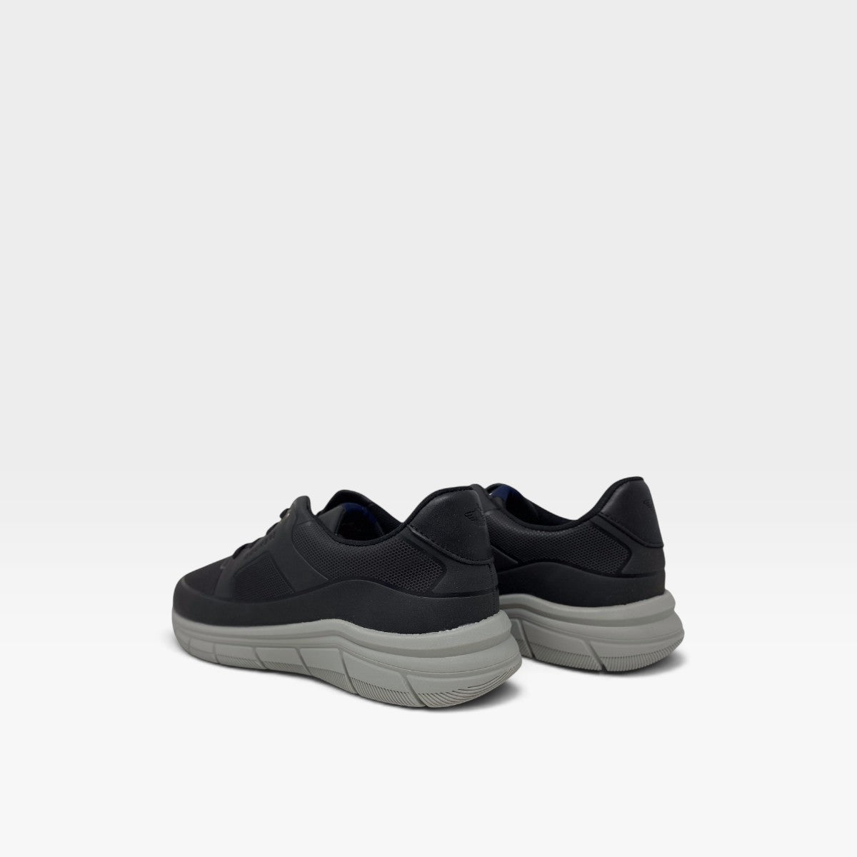 Sneaker Stride