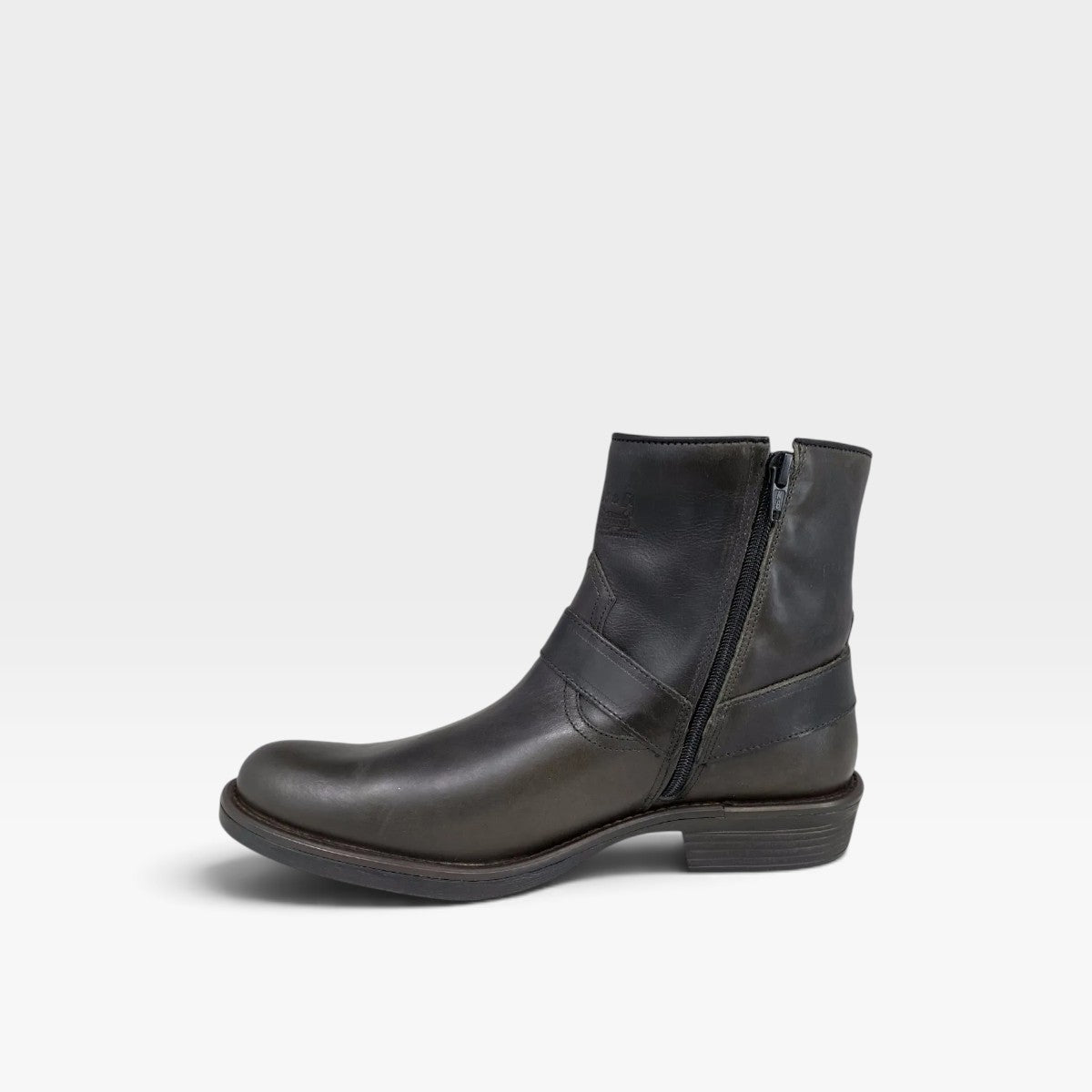 Bota Kolt