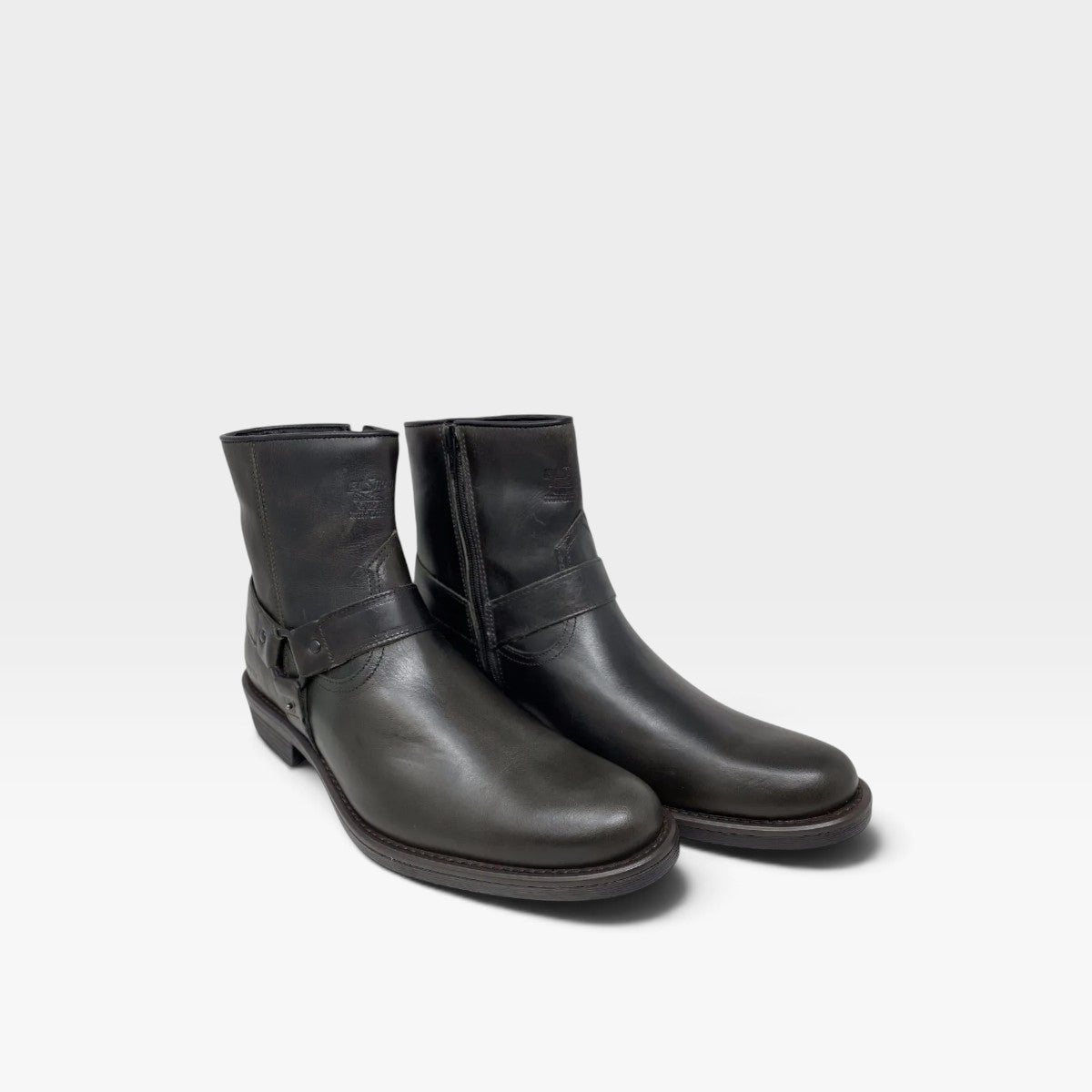 Bota Kolt